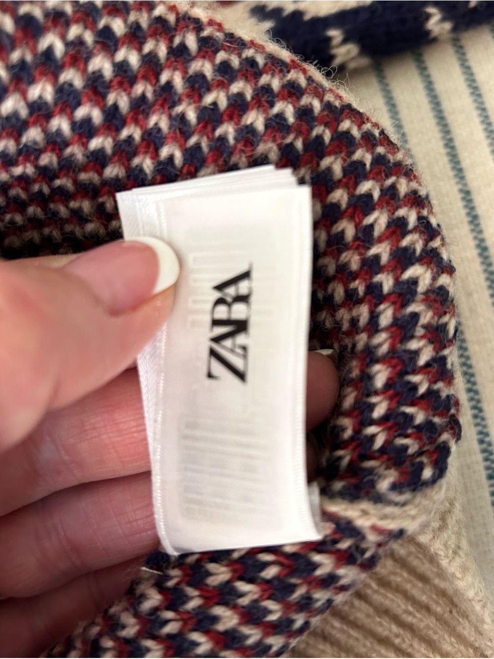 NWT Zara Beige Crewneck Sweater with Navy & Red Plaid - Picture 10 of 11